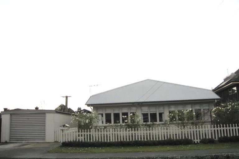 Photo of property in 12 Albany Street, St Albans, Christchurch, 8014