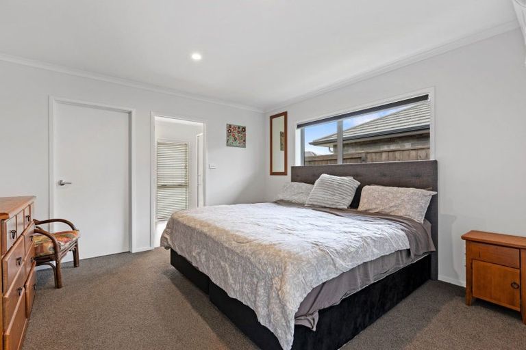 Photo of property in 14 Ponga Place, Papamoa Beach, Papamoa, 3118