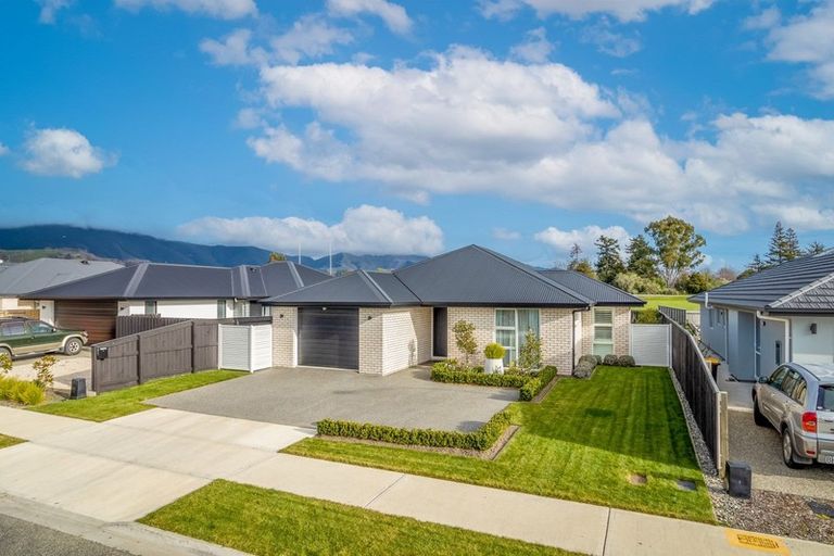 Photo of property in 61 Exeter Street, Stoke, Nelson, 7011