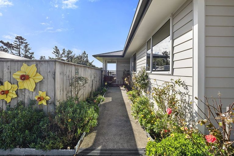 Photo of property in 23 Estate Grove, Inglewood, 4330