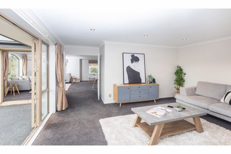 Photo of property in 6 Len Hale Place, Parklands, Christchurch, 8083