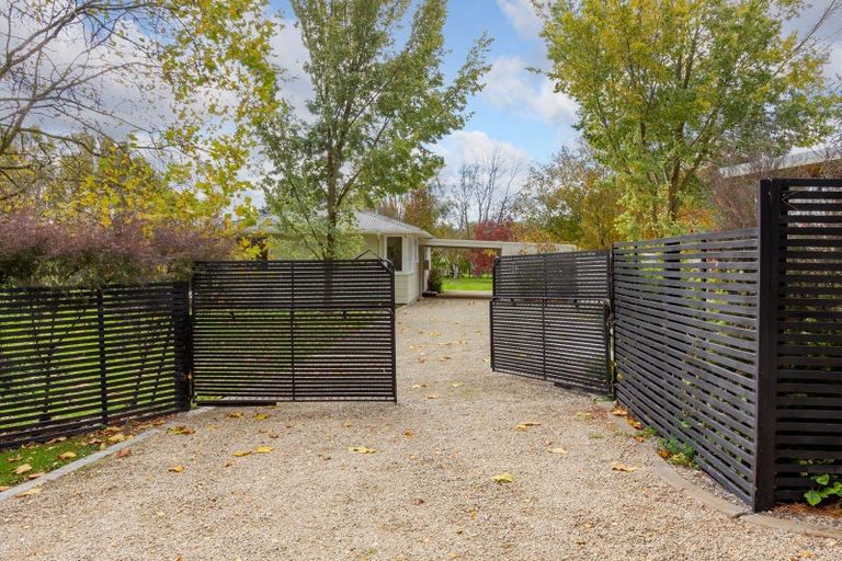 Photo of property in 139 Woodlands Road, Taumata Island, Carterton, 5792