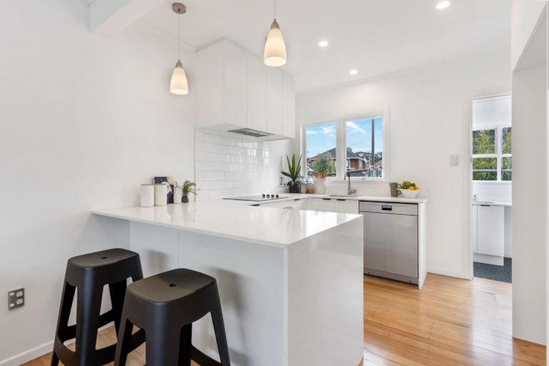 Photo of property in 3/109 Ocean View Road, Hillcrest, Auckland, 0627