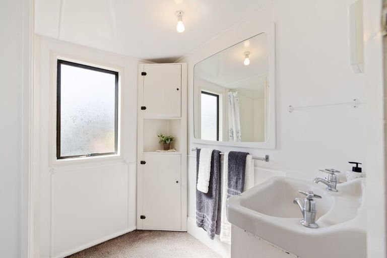 Photo of property in 63 Dryden Street, Sumner, Christchurch, 8081