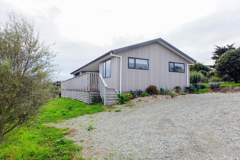 Photo of property in 13 High Street, Kakanui, Oamaru, 9495