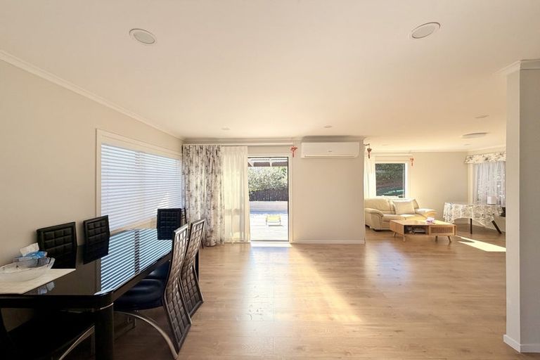 Photo of property in 7 Sheralee Place, Bucklands Beach, Auckland, 2014