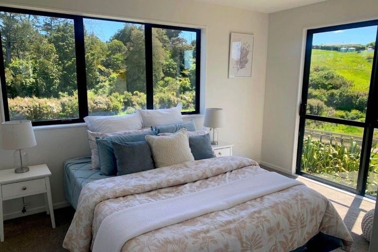 Photo of property in 5 Purapura Lane, Kumeu, 0810