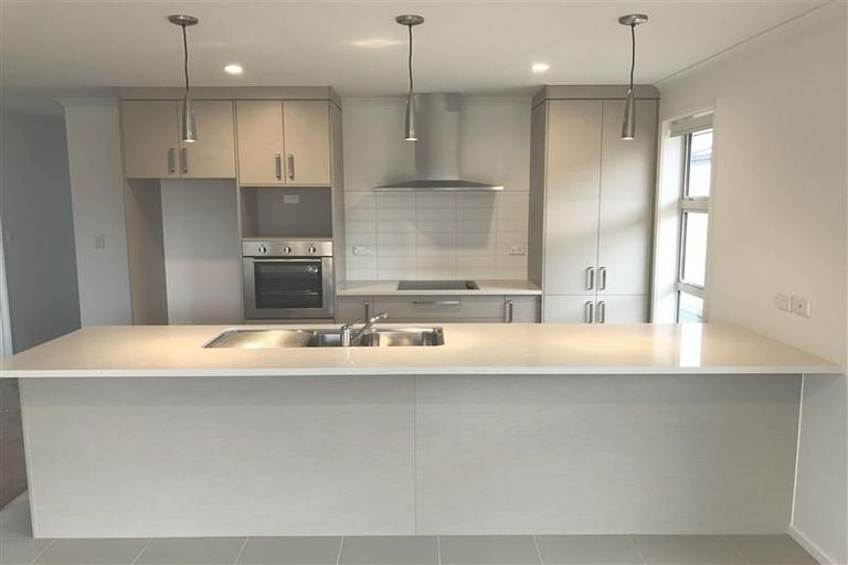 Photo of property in 12 Matawai Puna Drive, Pukekohe, 2120