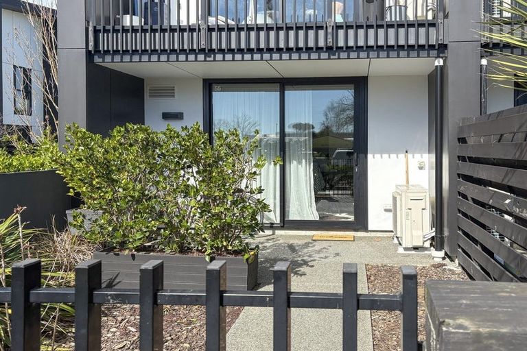 Photo of property in 21/6 Waverley Street, Sydenham, Christchurch, 8023