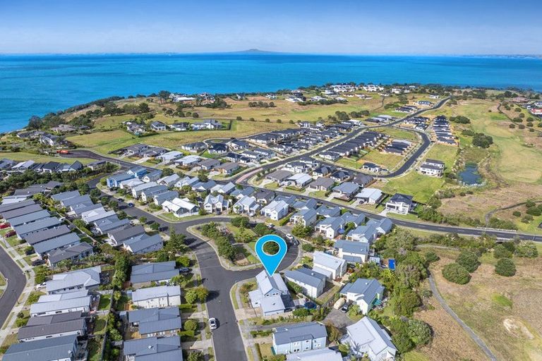 Photo of property in 17 Cape Cod Drive, Gulf Harbour, Whangaparaoa, 0930
