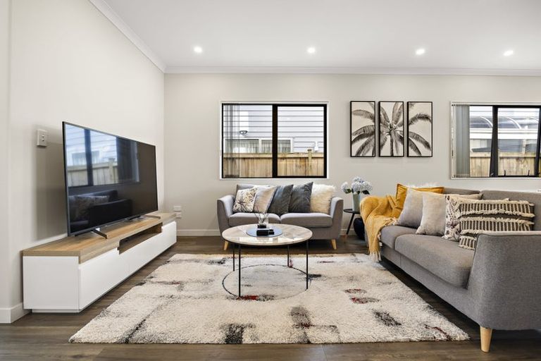 Photo of property in 30 Hikuawa Road, Flat Bush, Auckland, 2019