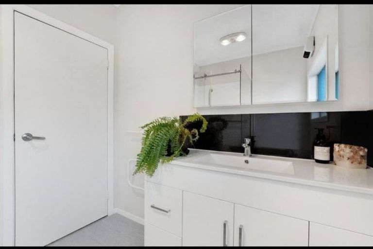 Photo of property in 25a Laurie Avenue, Papakura, 2110