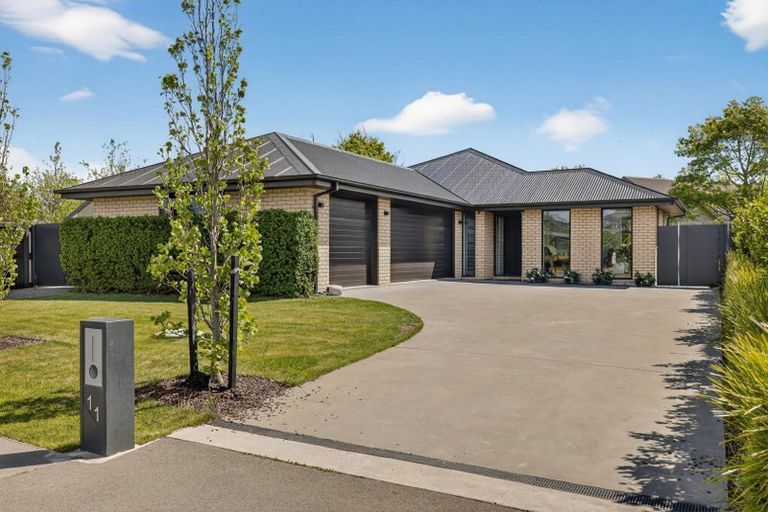 Photo of property in 11 Whitburn Avenue, Halswell, Christchurch, 8025