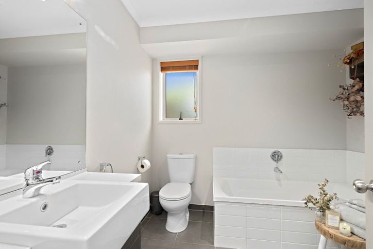 Photo of property in 9 Jade River Place, Warkworth, 0910