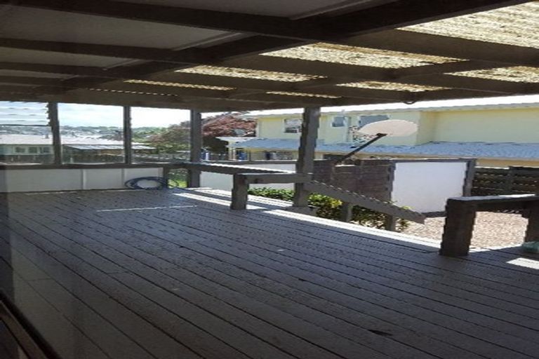 Photo of property in 112 Forrest Hill Road, Forrest Hill, Auckland, 0620