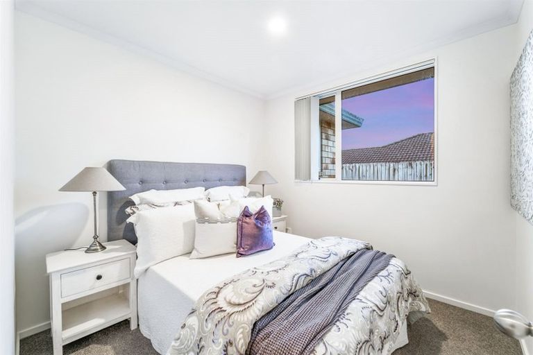 Photo of property in 75 Riverside Drive, Waiuku, 2123