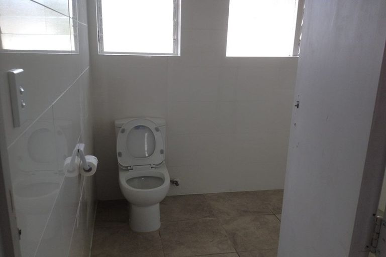 Photo of property in 26 Rimu Street, New Lynn, Auckland, 0600