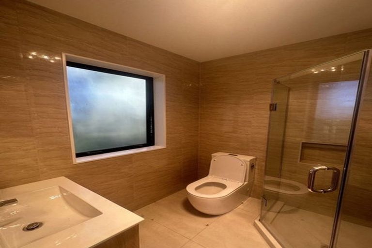 Photo of property in 39a Kuripaka Crescent, The Gardens, Auckland, 2105