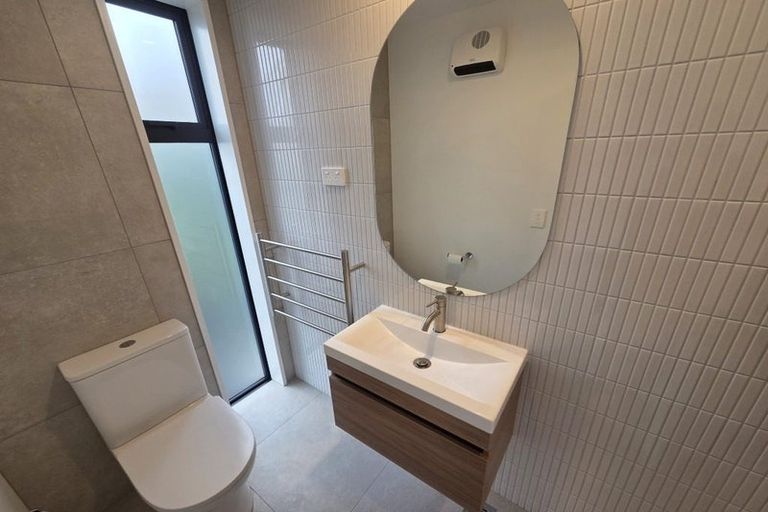 Photo of property in 3/15 Donald Place, St Albans, Christchurch, 8014