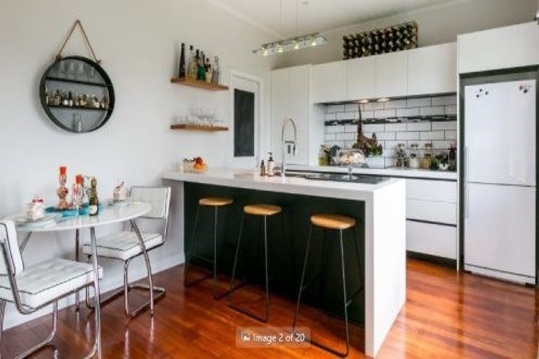 Photo of property in 35 Nuffield Avenue, Marewa, Napier, 4110