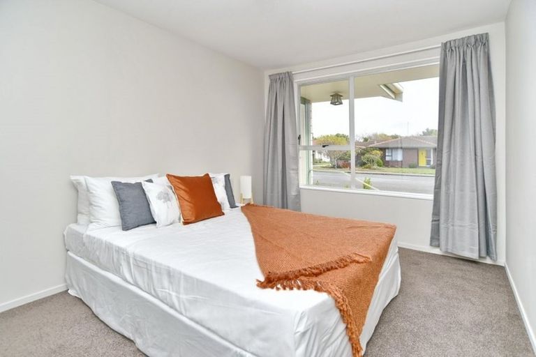 Photo of property in 1/73 Sabys Road, Halswell, Christchurch, 8025