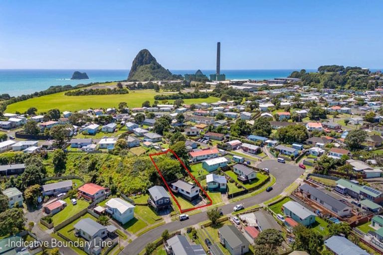 Photo of property in 13 Tahurangi Place, Spotswood, New Plymouth, 4310