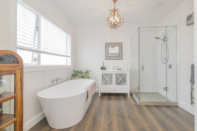 Photo of property in 5 Lady Jocelyn Place, Whitianga, 3510