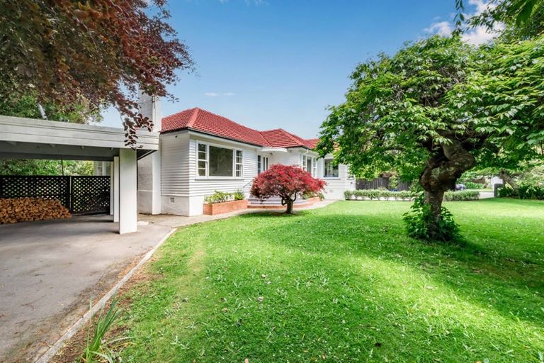 Photo of property in 2 Kohekohe Road, Waikanae, 5036