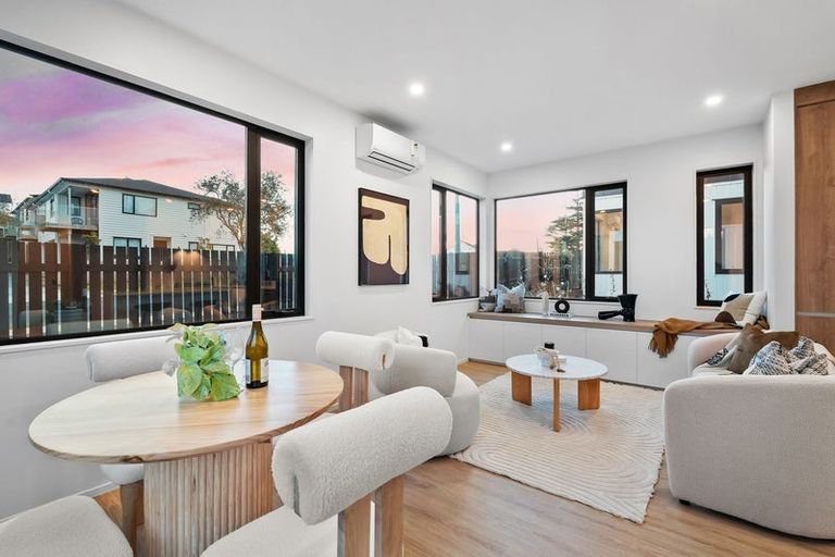 Photo of property in 1c Maxwelton Drive, Mairangi Bay, Auckland, 0630