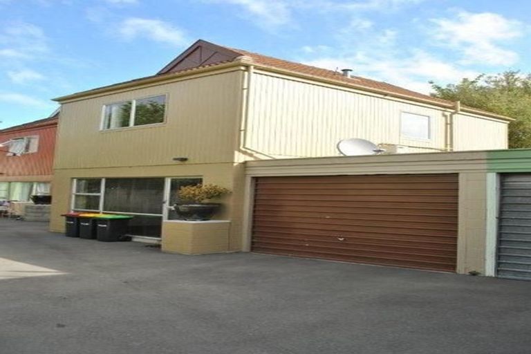 Photo of property in 4/34 Holly Road, St Albans, Christchurch, 8014
