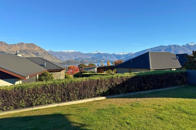 Photo of property in 71 Rata Street, Wanaka, 9305