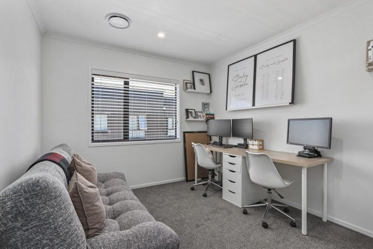 Photo of property in 37 David Carnegie Road, Hobsonville, Auckland, 0616