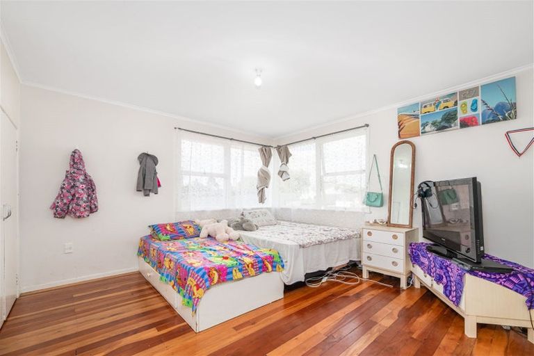 Photo of property in 86 Harrington Road, Henderson, Auckland, 0610