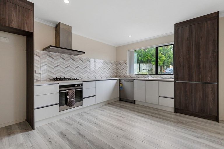 Photo of property in 11u4 Gazeley Avenue, Silverdale, Hamilton, 3216