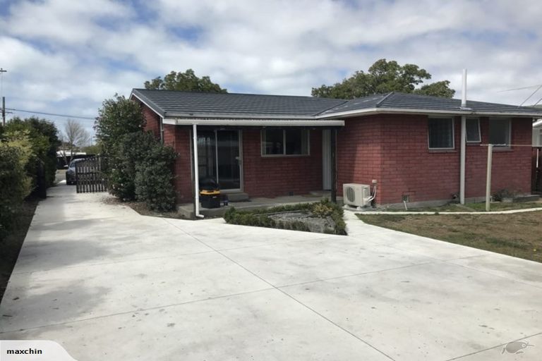 Photo of property in 66 Inwoods Road, Parklands, Christchurch, 8083