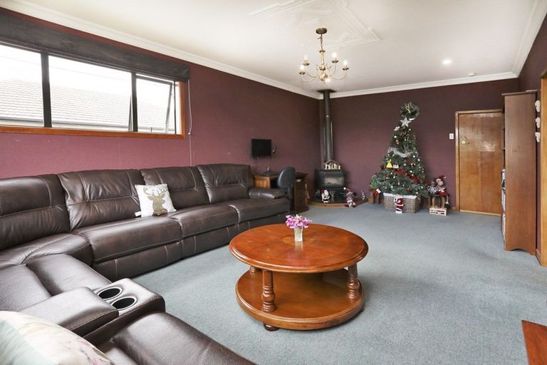 Photo of property in 21 Renfrew Street, Waikiwi, Invercargill, 9810
