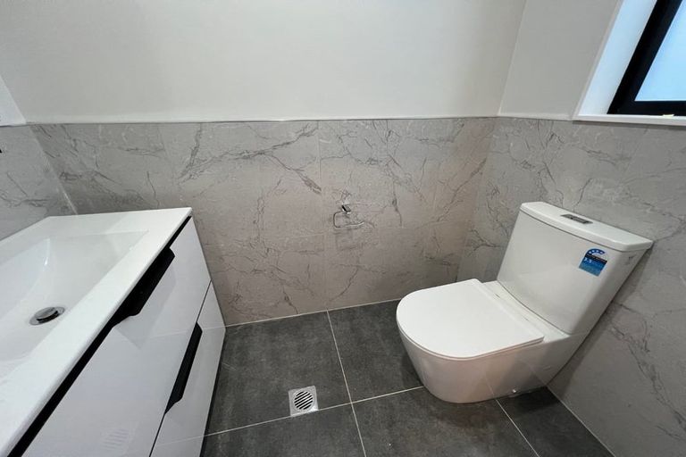 Photo of property in 36a Pukaki Road, Mangere, Auckland, 2022