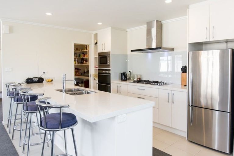 Photo of property in 16 Kapuka Street, Papamoa Beach, Papamoa, 3118