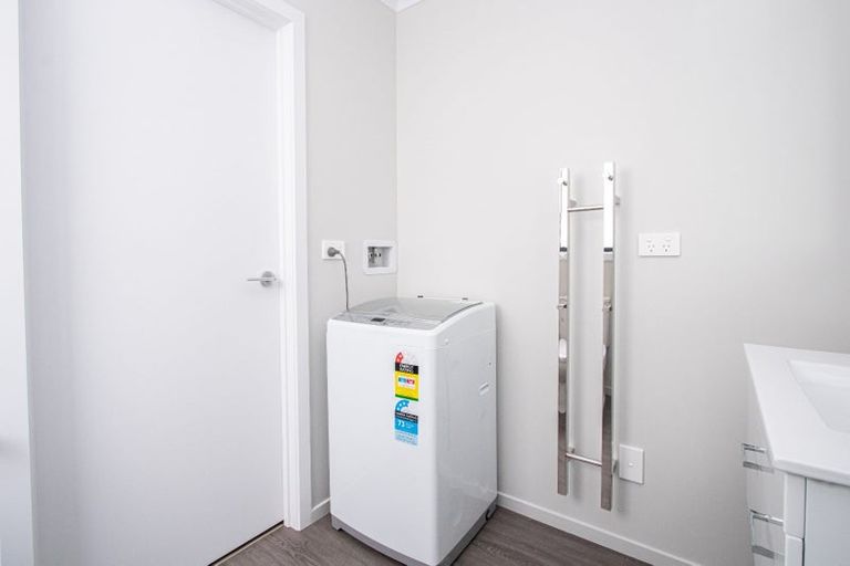 Photo of property in 204/17u Vialou Street, Hamilton Central, Hamilton, 3204