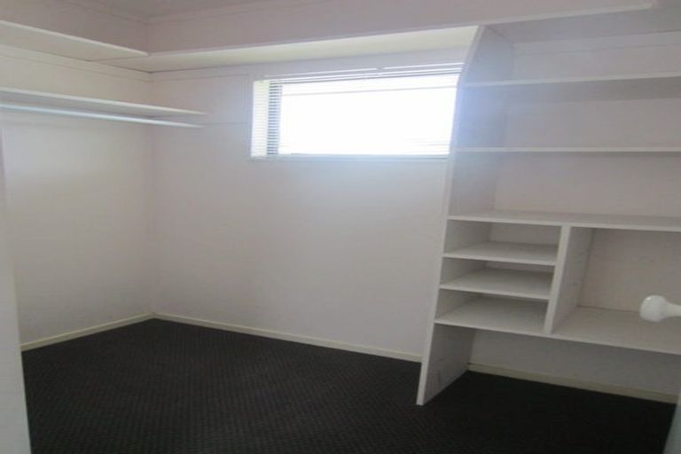 Photo of property in 99 Woodman Drive, Tawa, Wellington, 5028