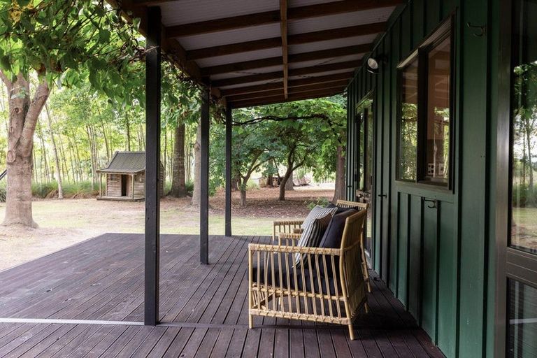 Photo of property in 209 Lyndhurst Road, Frimley, Hastings, 4120