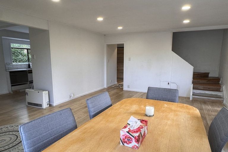 Photo of property in 39 Redwing Street, Browns Bay, Auckland, 0630