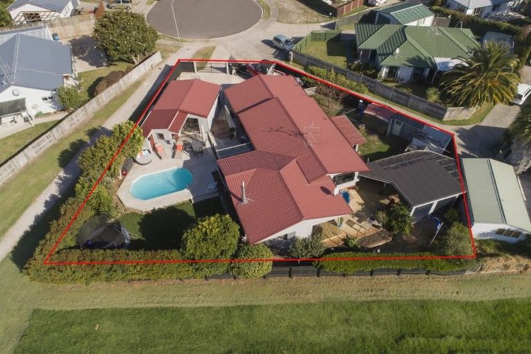 Photo of property in 38 Longstead Avenue, Papamoa Beach, Papamoa, 3118