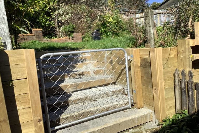 Photo of property in 16 Manurewa Grove, Wainuiomata, Lower Hutt, 5014