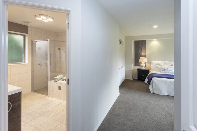 Photo of property in 37 Hussey Road, Harewood, Christchurch, 8051