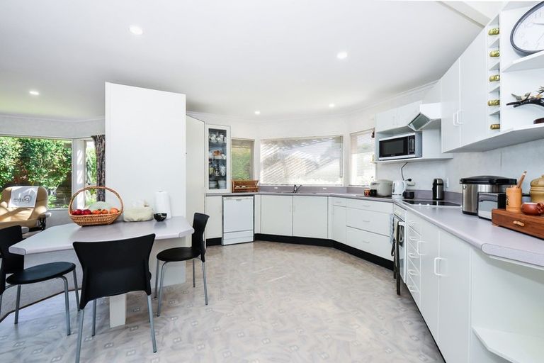 Photo of property in 4 Longwood Place, Harrowfield, Hamilton, 3210