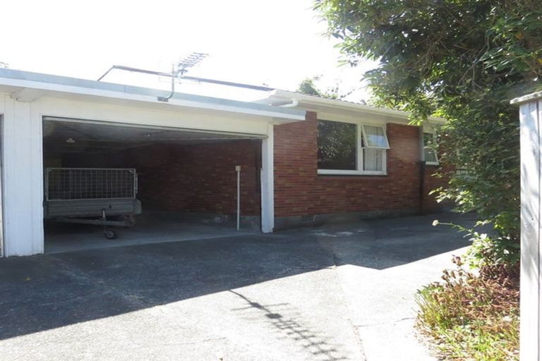 Photo of property in 5f2 Wilmshurst Place, Tawa, Wellington, 5028