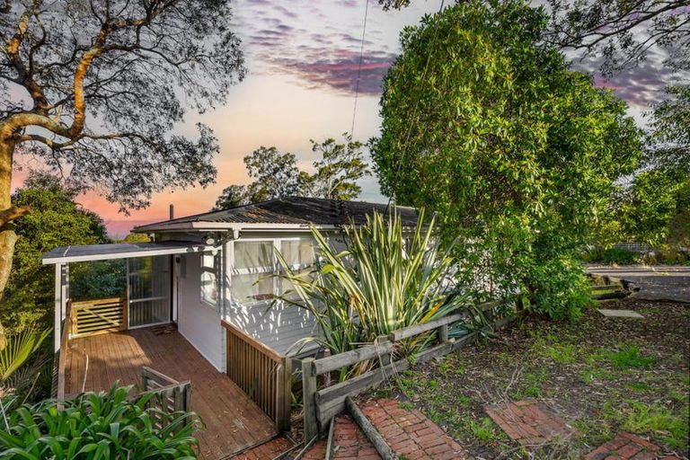 Photo of property in 317 Don Buck Road, Massey, Auckland, 0614