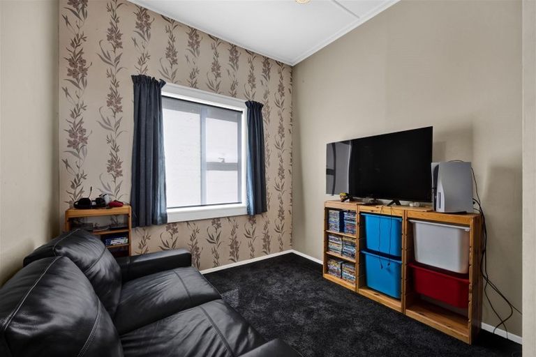 Photo of property in 255 Princes Street, Hawera, 4610