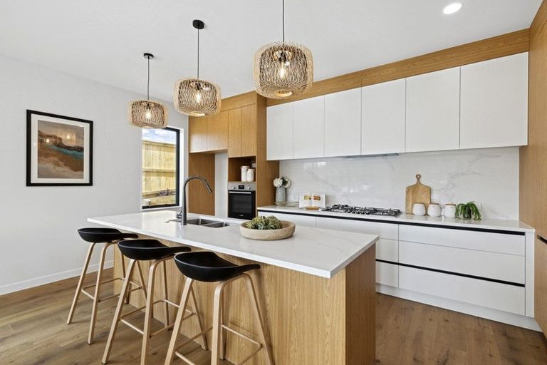 Photo of property in 2 Kanono Way, Helensville, 0800